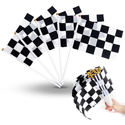 30 Piezas Banderas de Carrera a Cuadros con Palos Plásticos Ensambladas Banner Race Car Decoración para Fiesta Temática de Carrera Tejido de Poliéster Negro Mezcla Blanco